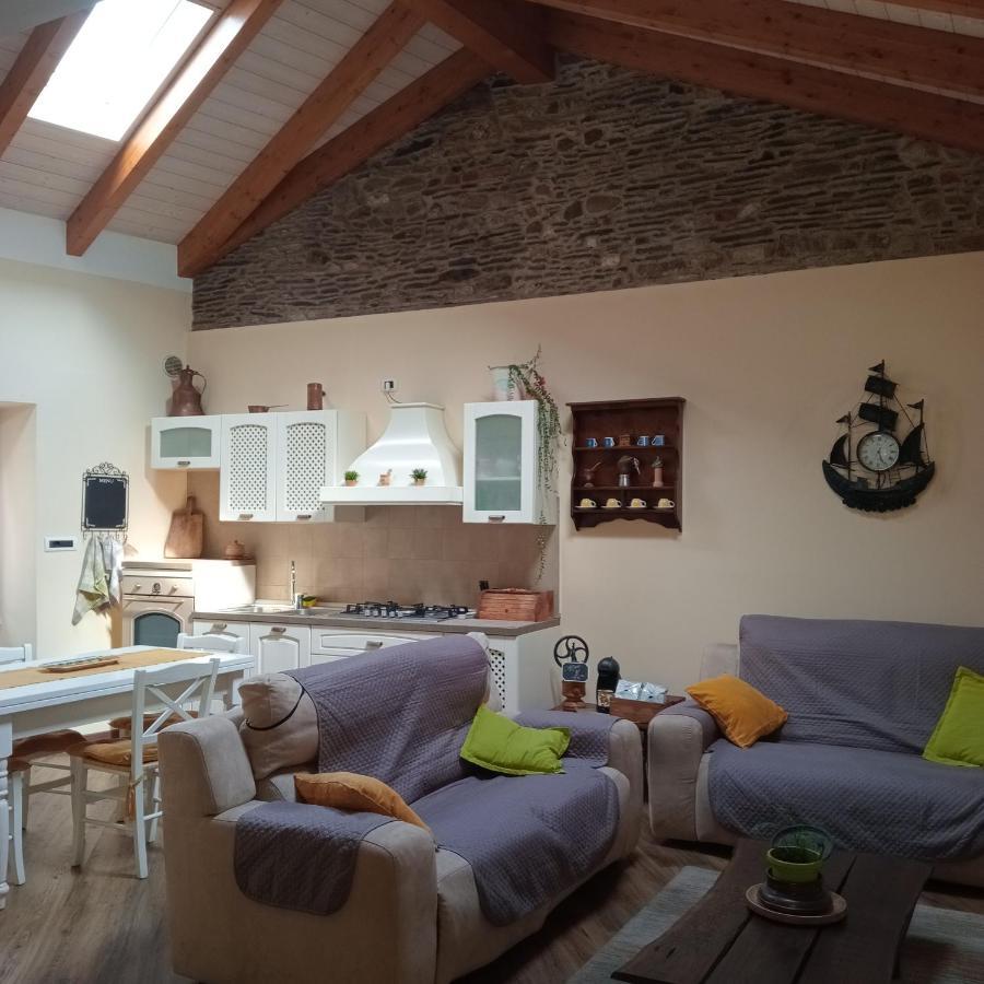 Casa Di Dario Villa Pettenasco Luaran gambar