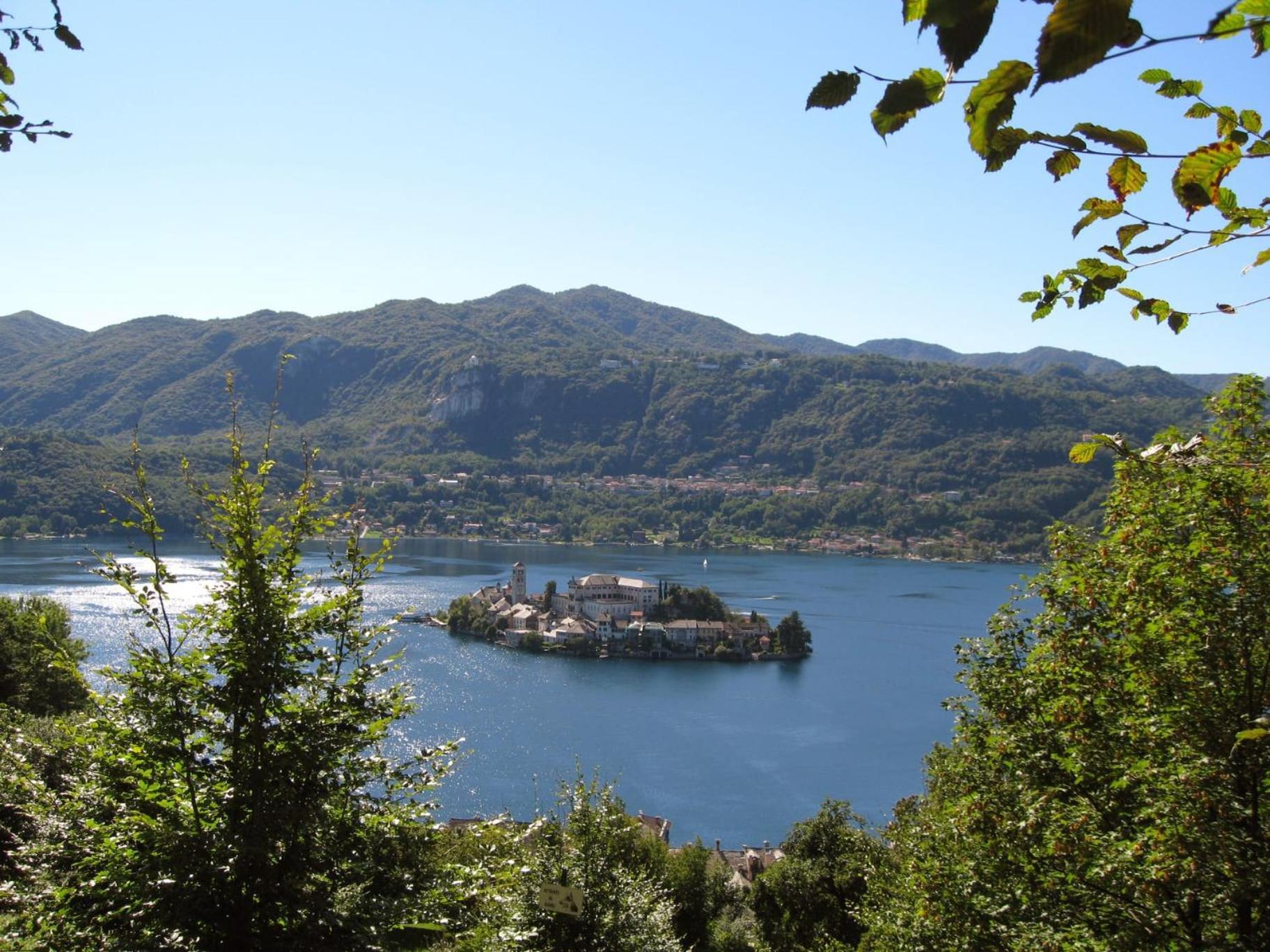 Casa Di Dario Villa Pettenasco Luaran gambar